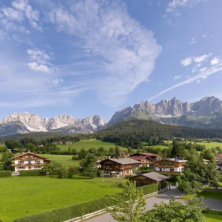 Gasthuis Adelsbergers Bergland Going am Wilden Kaiser