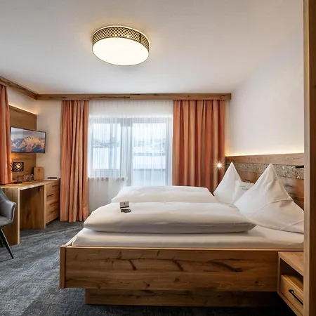 Adelsbergers Bergland بيت ضيافة 3*