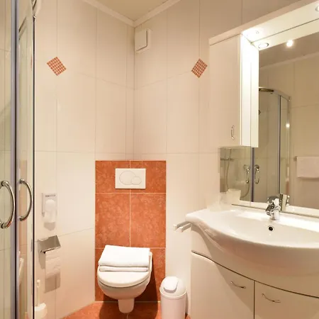 Adelsbergers Bergland